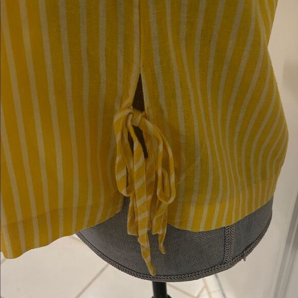 Marc New York Yellow Striped Sleeveless Top - Picture 4 of 9